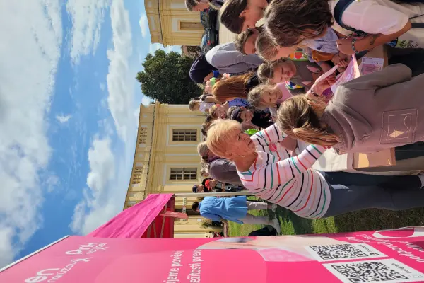 Říjen narůžovo, z.s. - obrázek 3