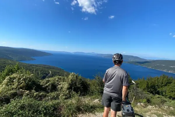 Dan Zelený - příběh Hero - obrázek 2